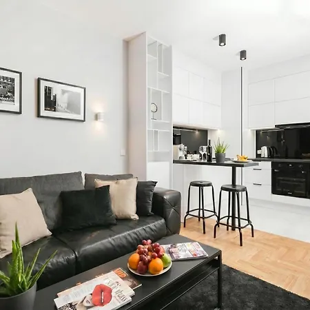 Golden - Mennica Residence, 1-bedroom In Center #140 Apartman Varsó