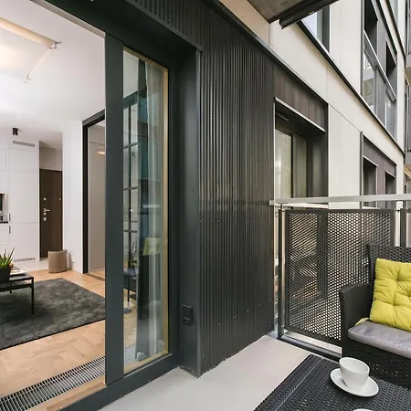 Golden - Mennica Residence, 1-bedroom In Center #140 Apartman Varsó